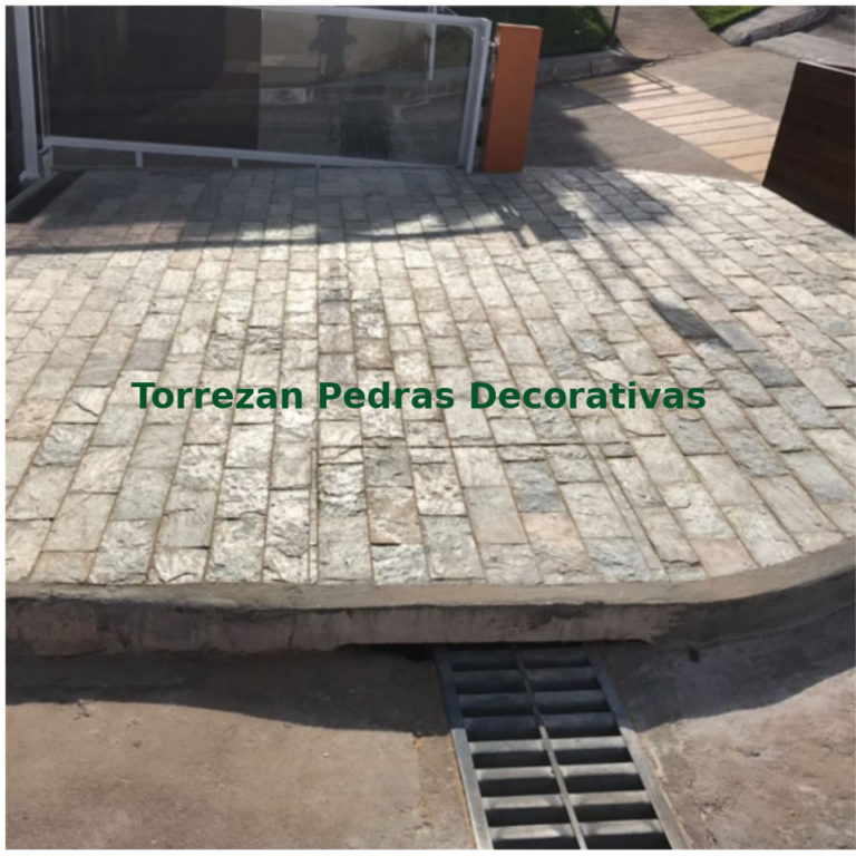 Trabalhos Realizados - Torrezan Pedras Decorativas